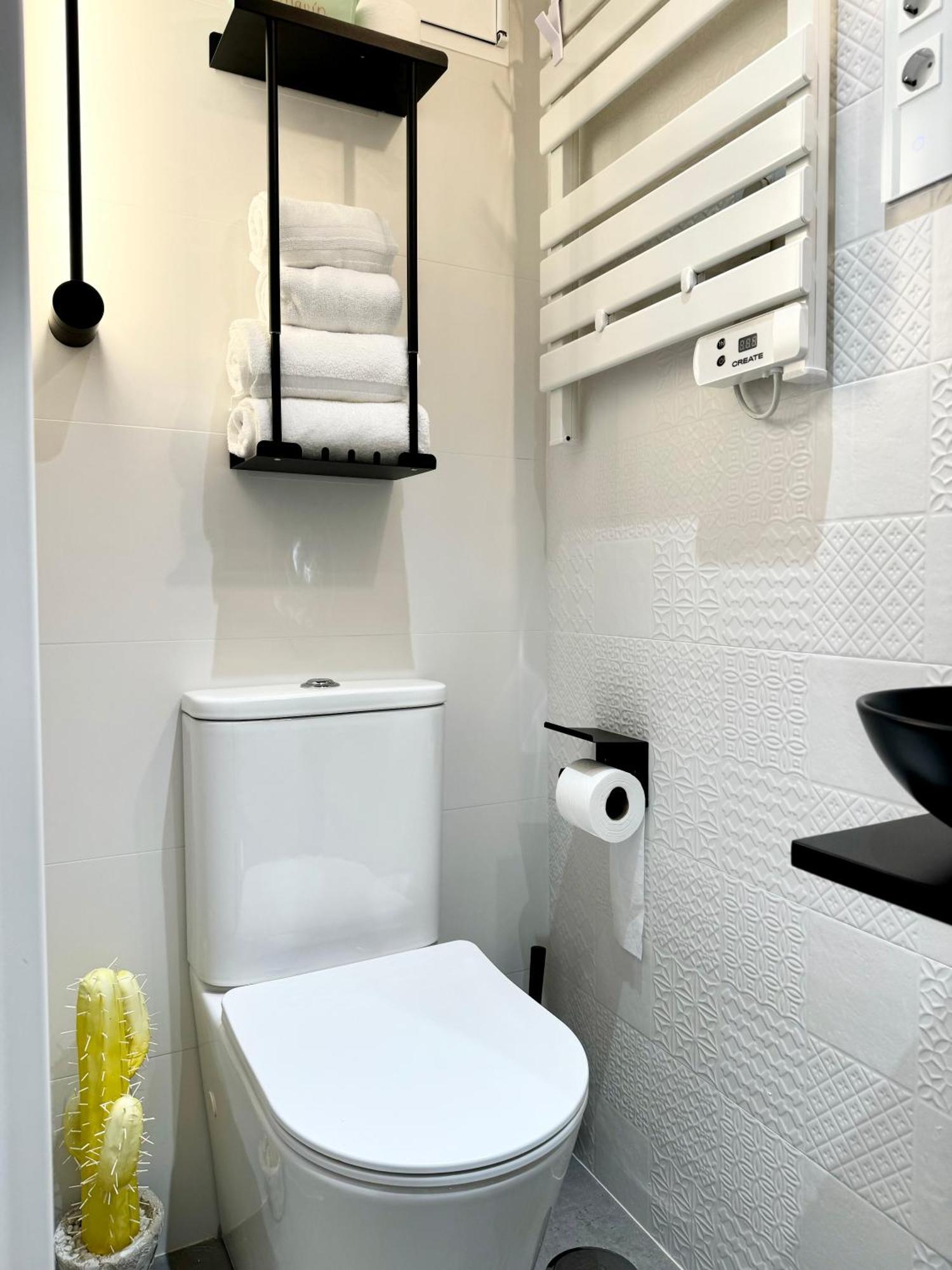 Luxury Flat City Center Full Equipe Non Touristic Madrid Exterior photo